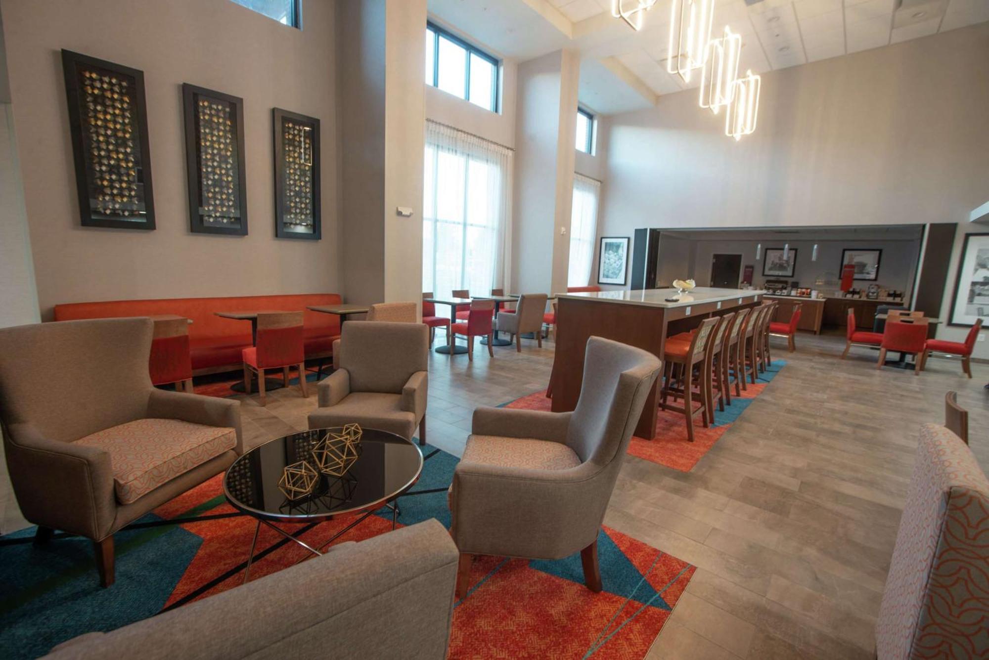 Hampton Inn & Suites Oklahoma City/Quail Springs Exterior foto